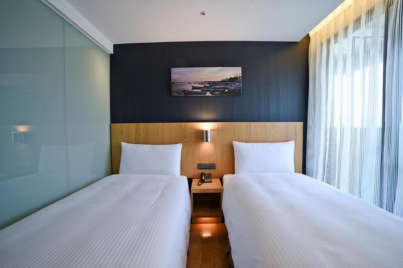 Yidear Hotel Синьчжуан Экстерьер фото